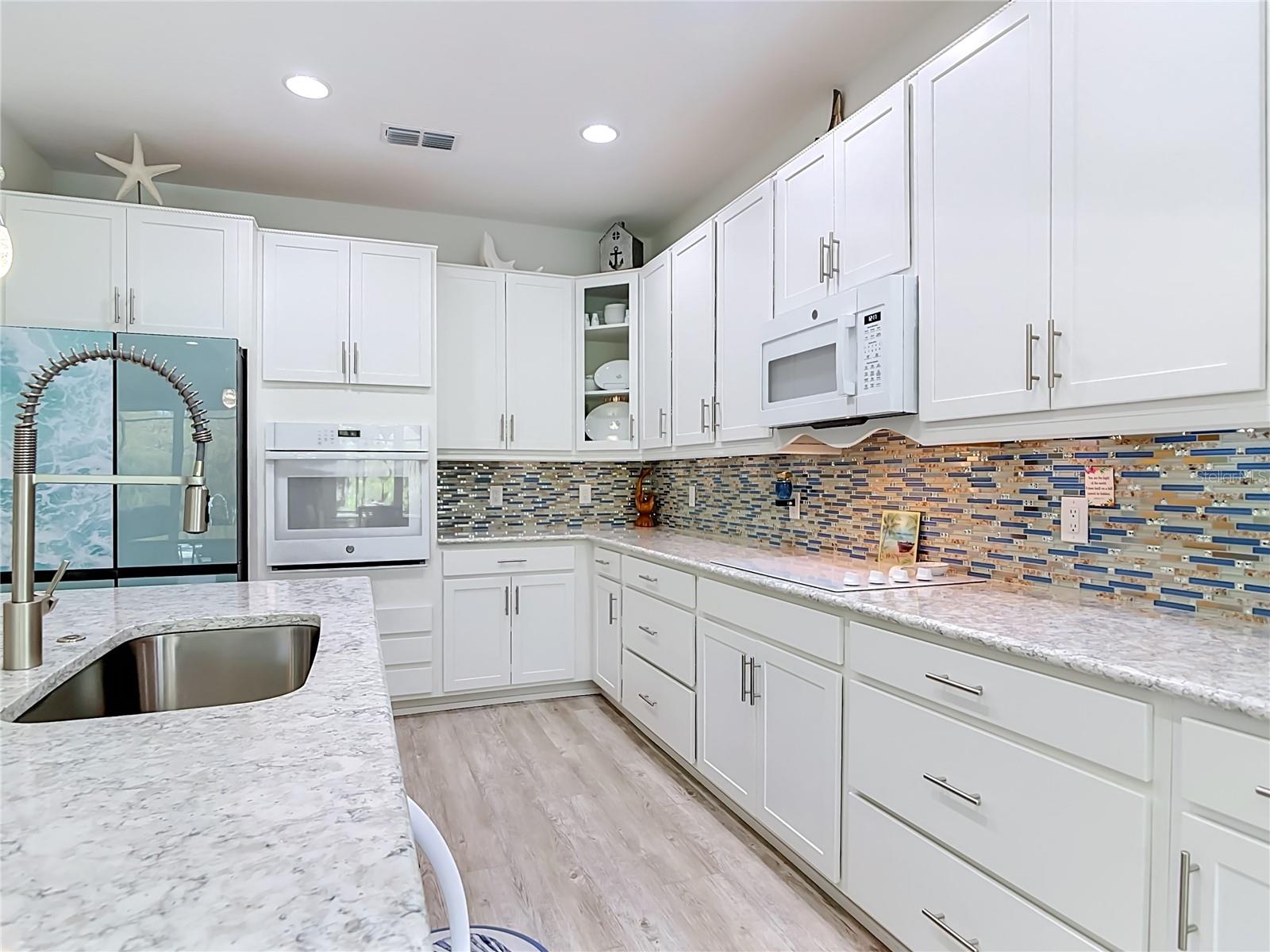 213 BLUE STARFISH PL — photo 11