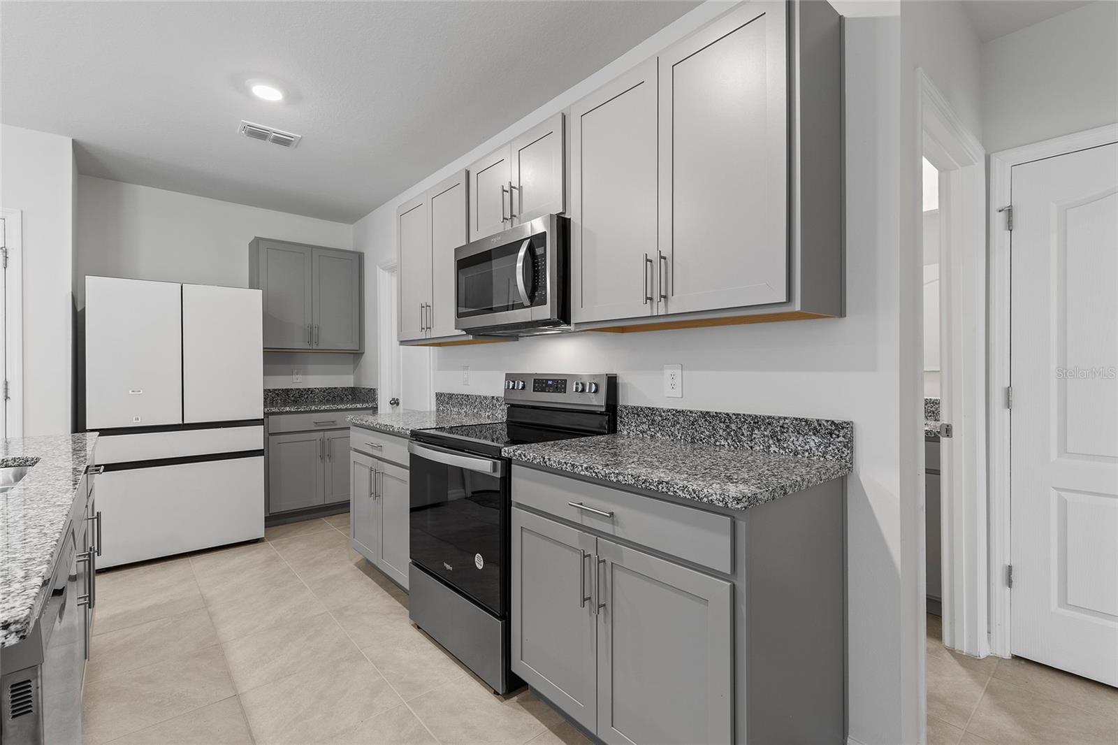 326 CARYOTA CT — photo 11