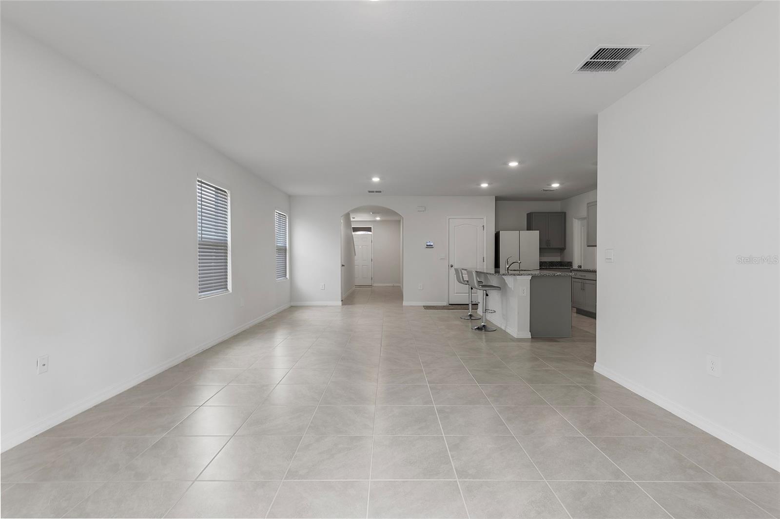326 CARYOTA CT — photo 8