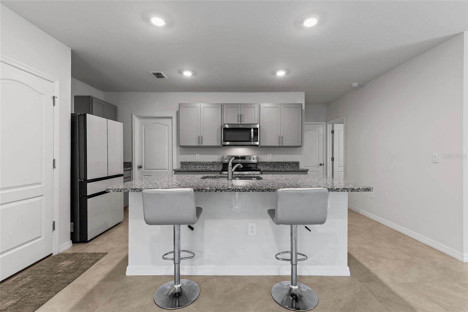 326 CARYOTA CT — photo 10