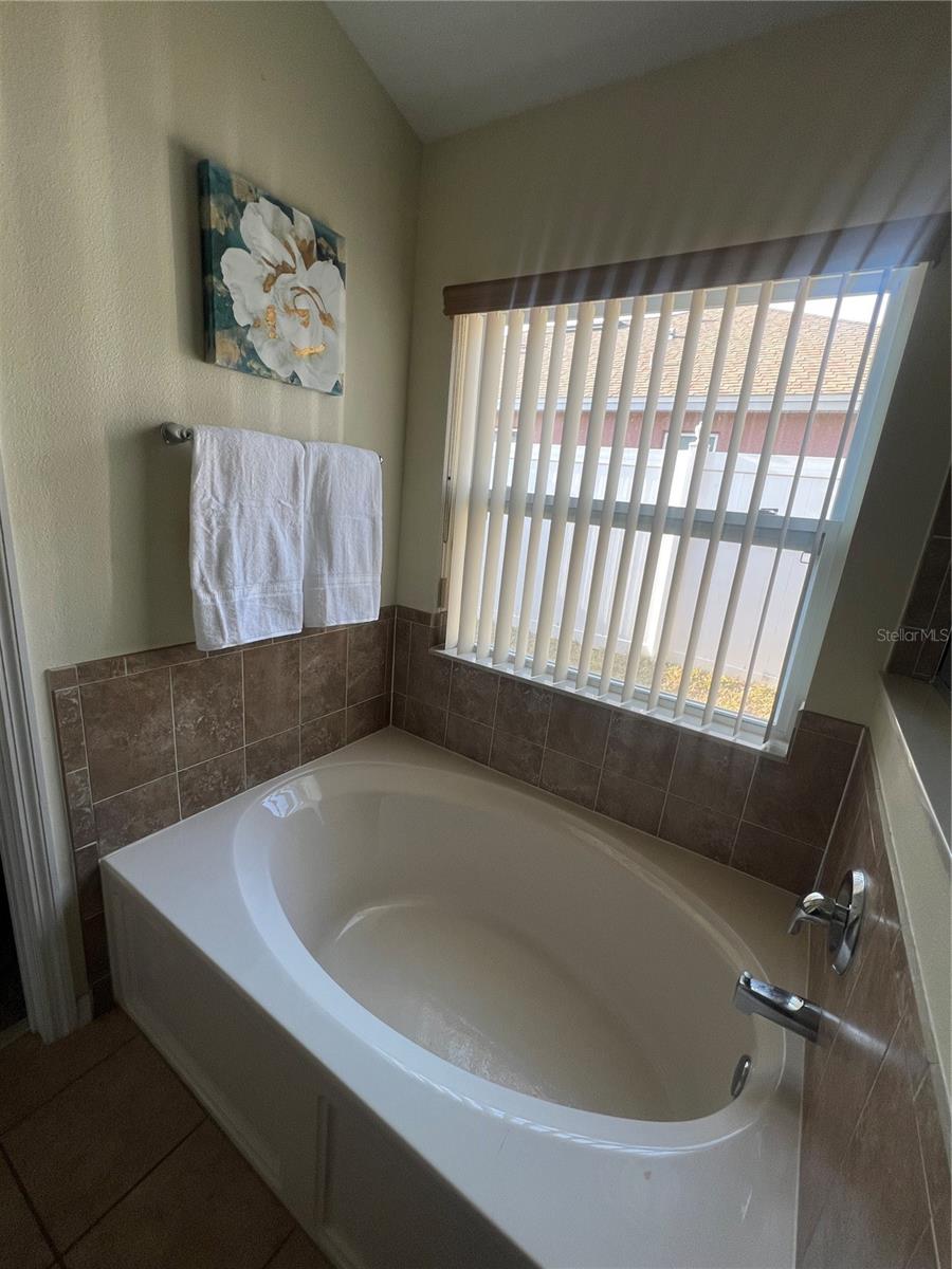 3401 HEATH DR — photo 12