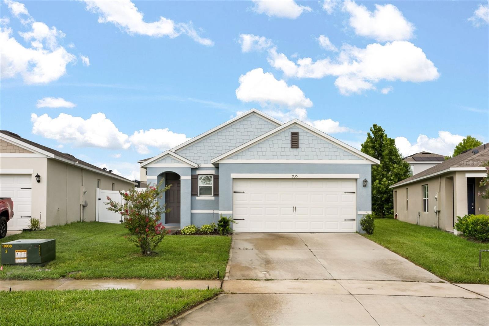 935 AUGUST SKY DR — photo 2