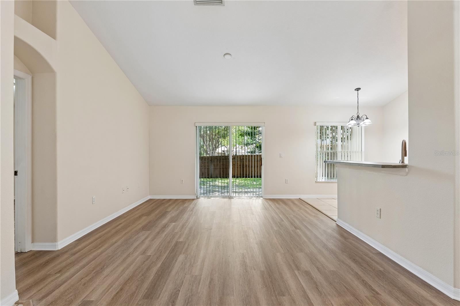 3042 WILD PEPPER AVE — photo 5