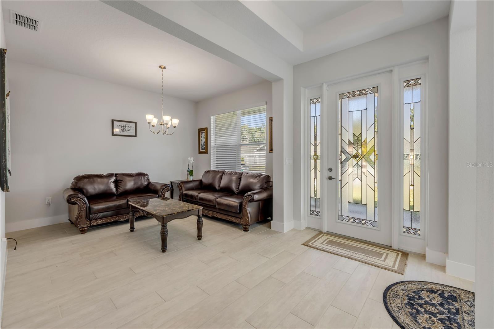 3034 ADRIAN DR — photo 5