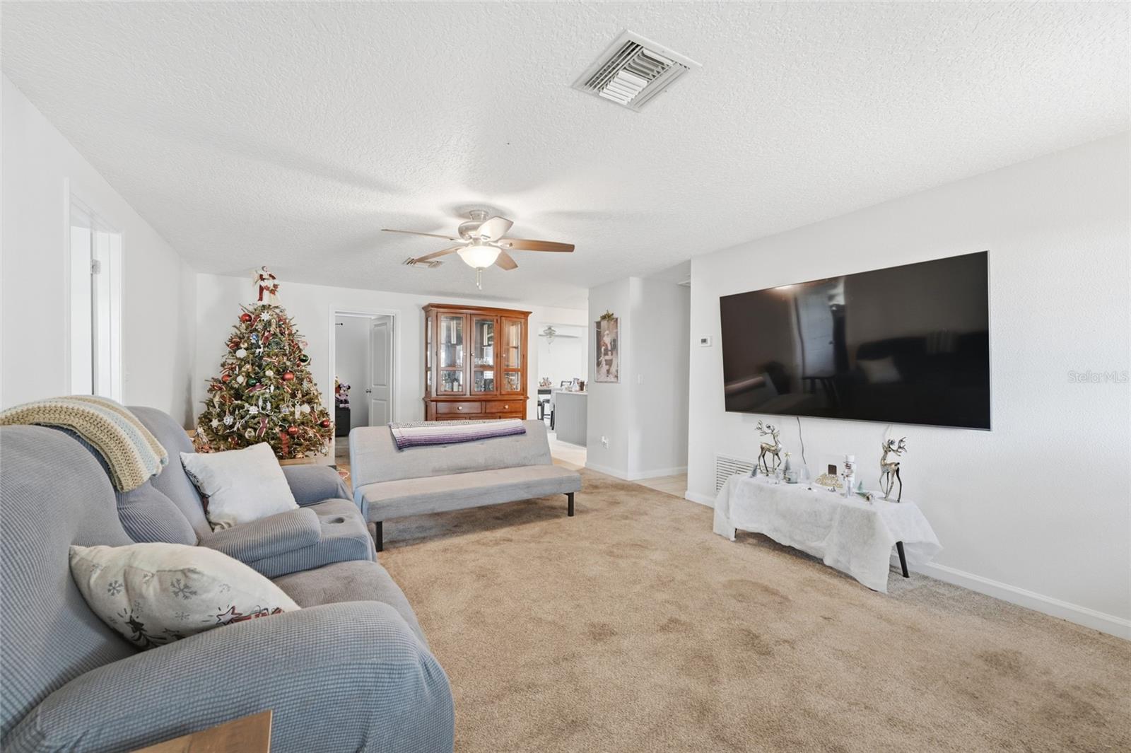 2455 KIMBERLY DR — photo 3