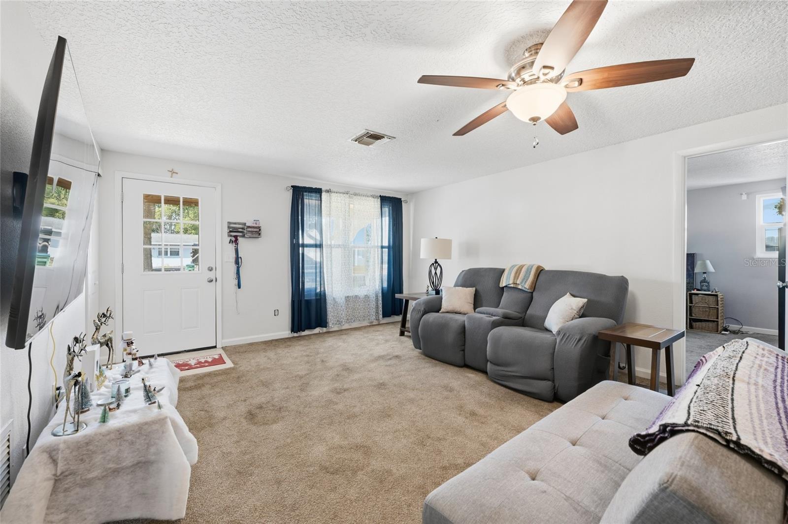 2455 KIMBERLY DR — photo 4