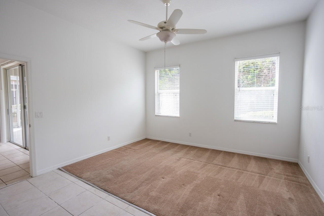 985 RIDGEMOUNT PL — photo 9