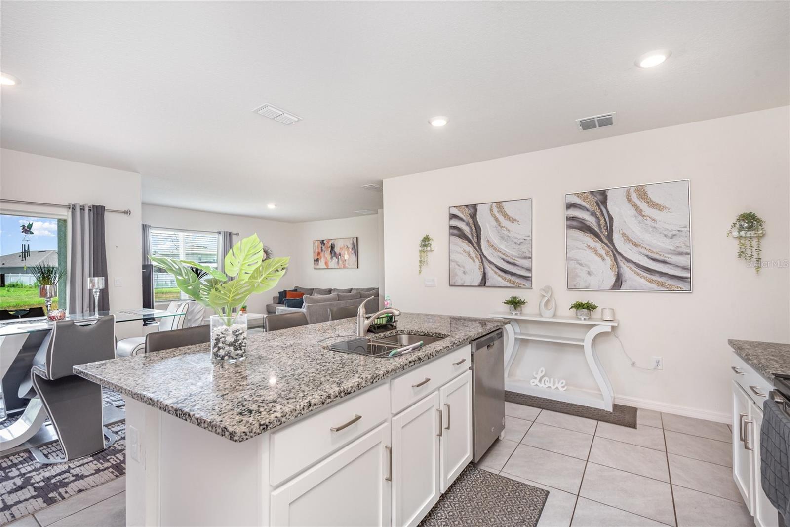 1031 AUGUST SKY DR — photo 10