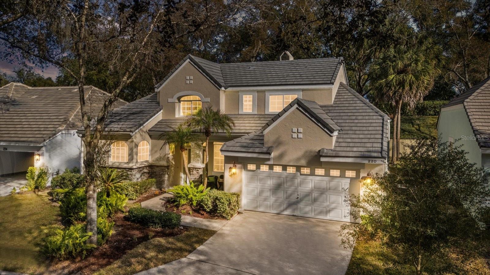 220 WIMBLEDON CIR