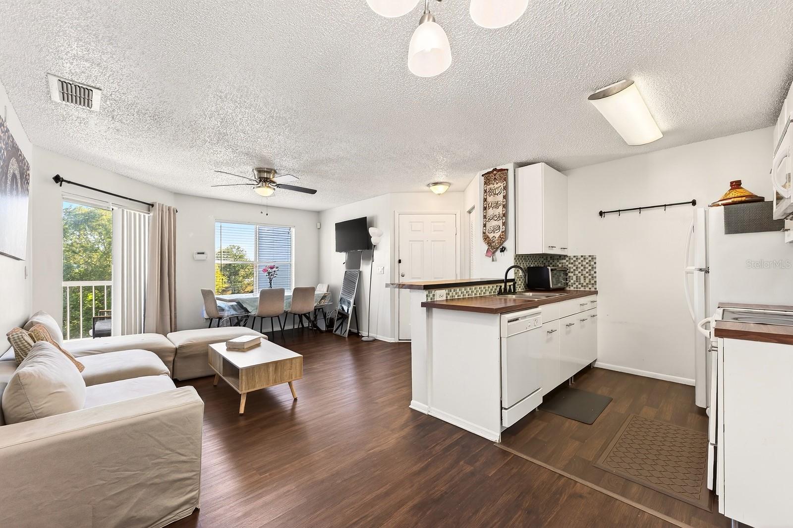 2569 GRASSY POINT DR #207 — photo 4