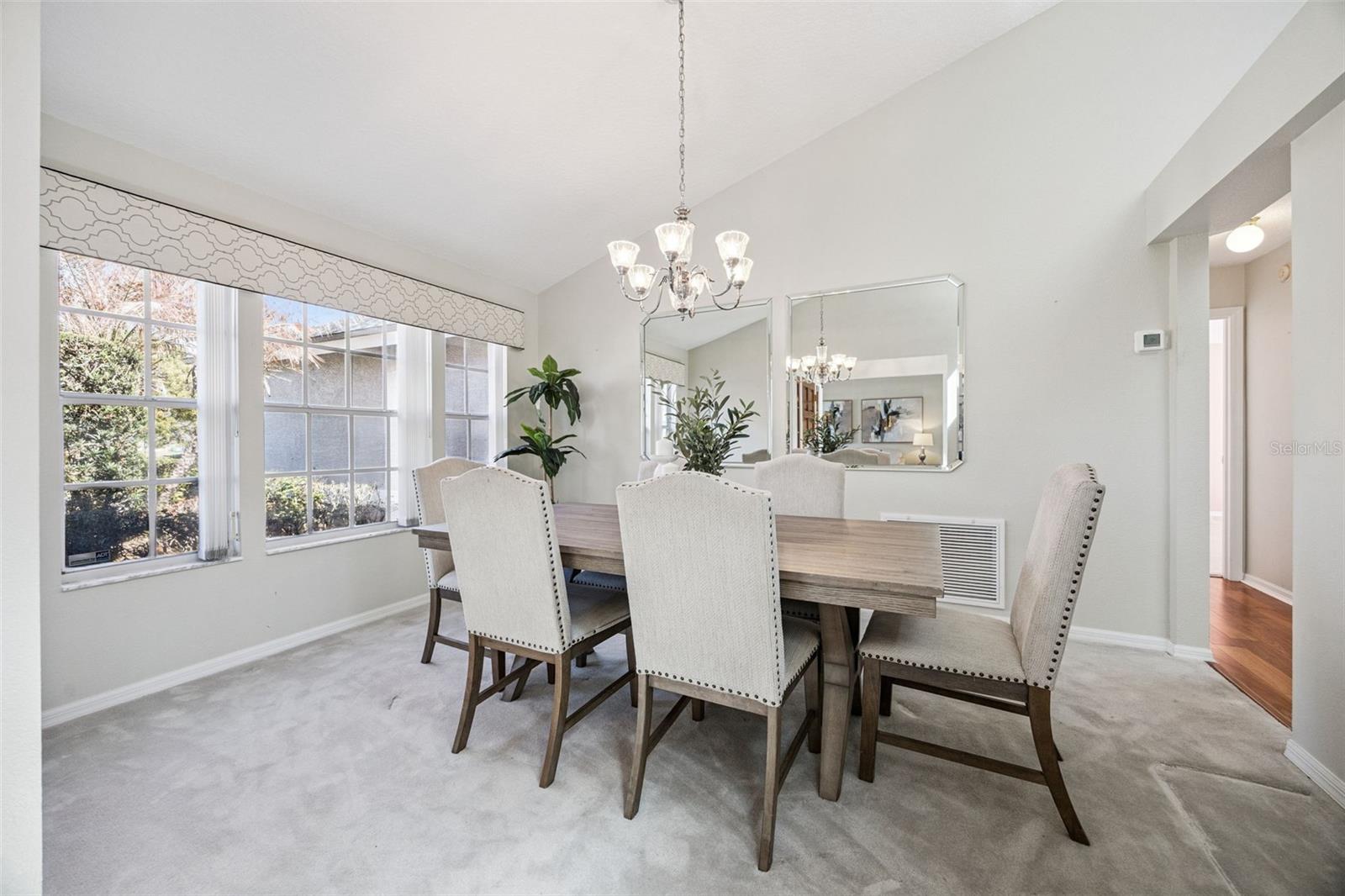 108 OAK VIEW CIR — photo 12