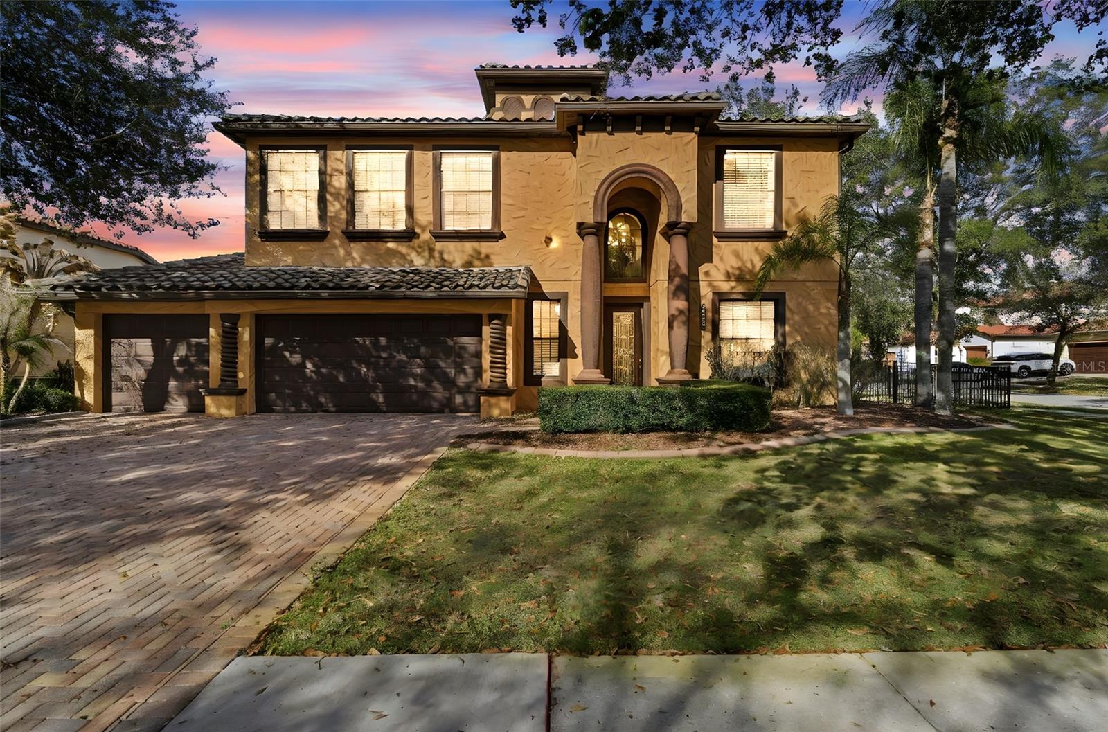 119 ELISSAR DR — photo 2