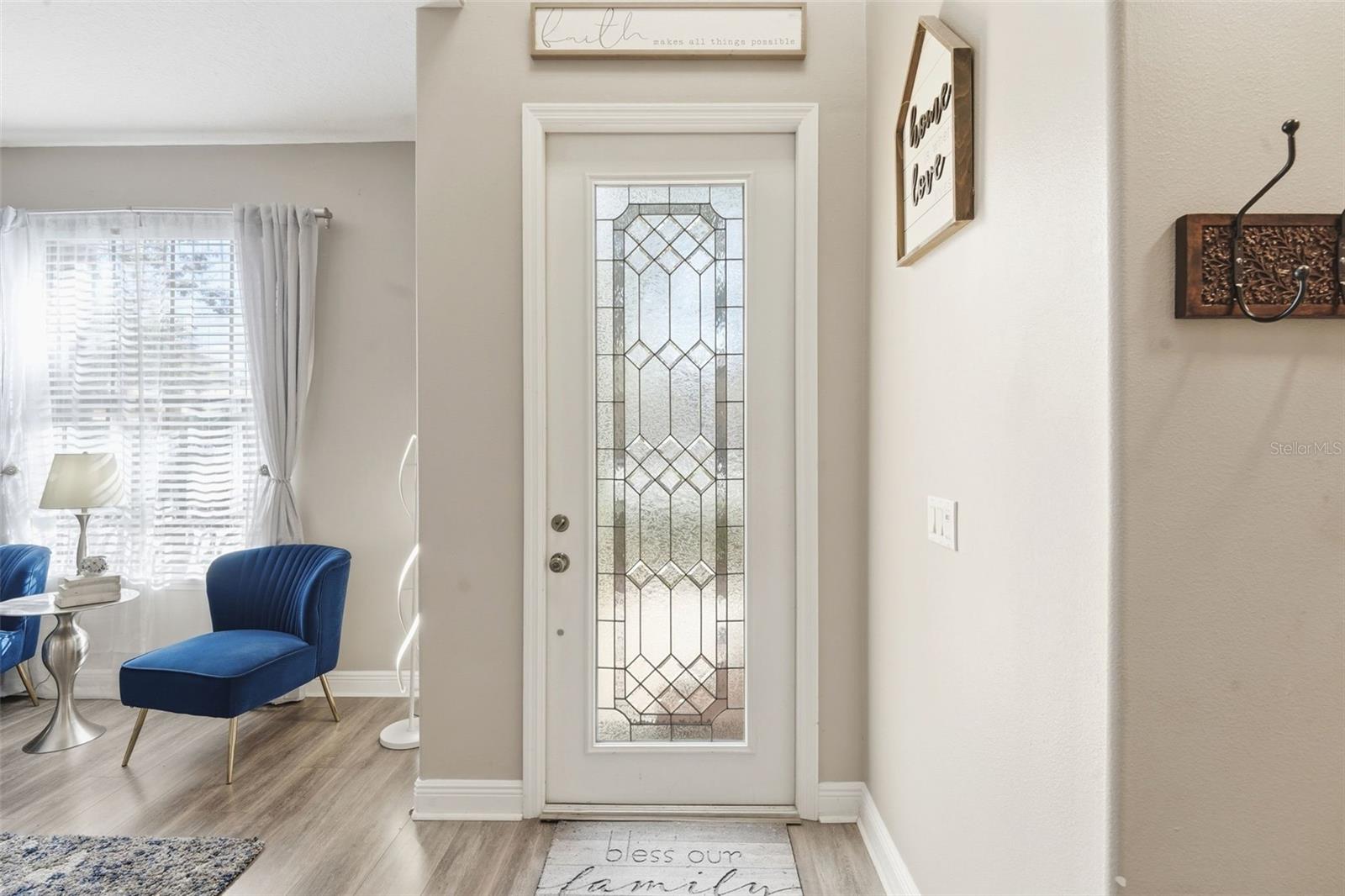 119 ELISSAR DR — photo 11