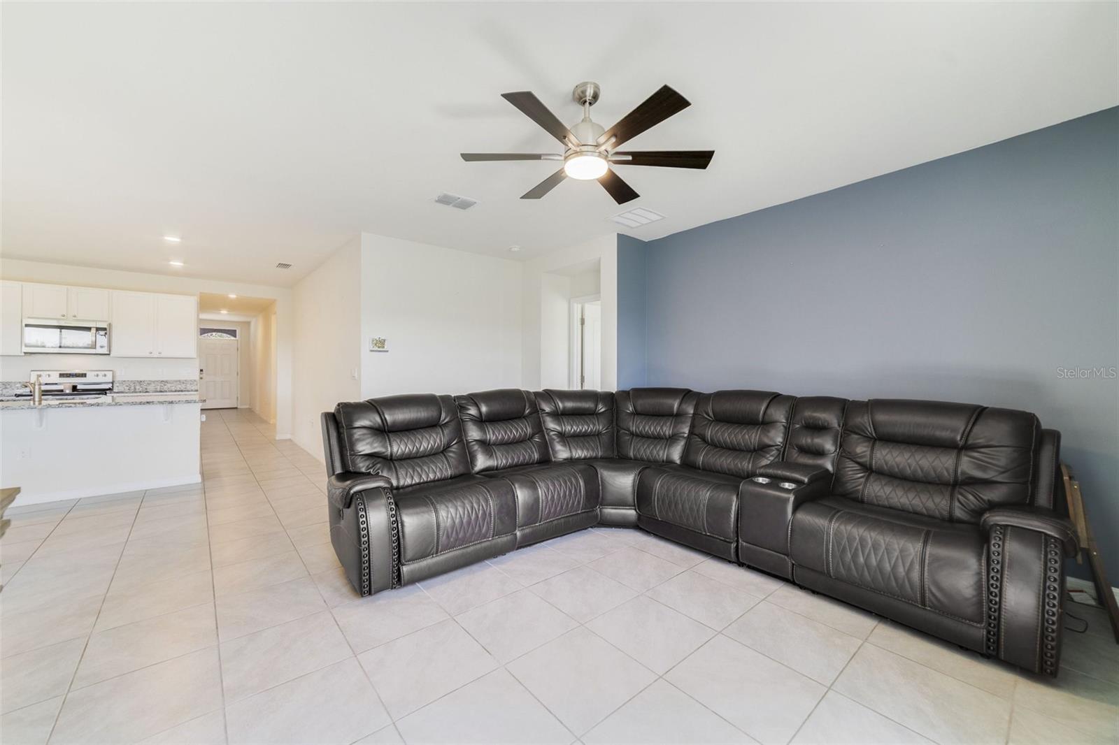 2135 E OLD MILL DR — photo 6
