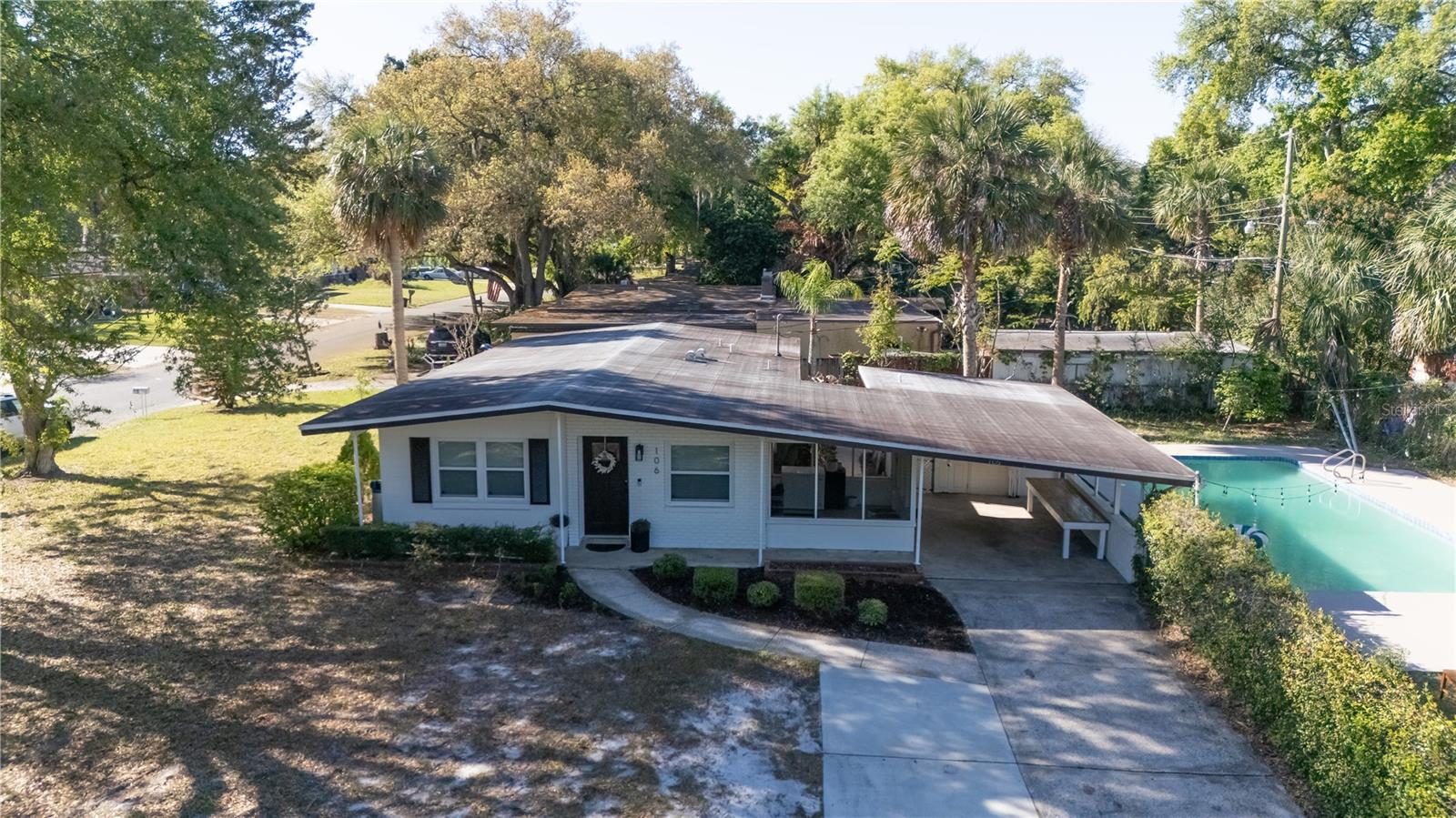 106 E JINKINS CIR — photo 3