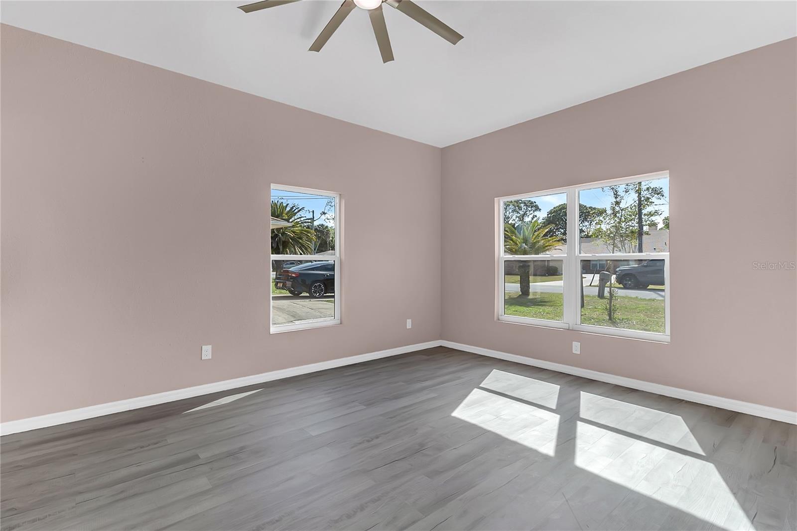 707 HAMILTON ST — photo 10