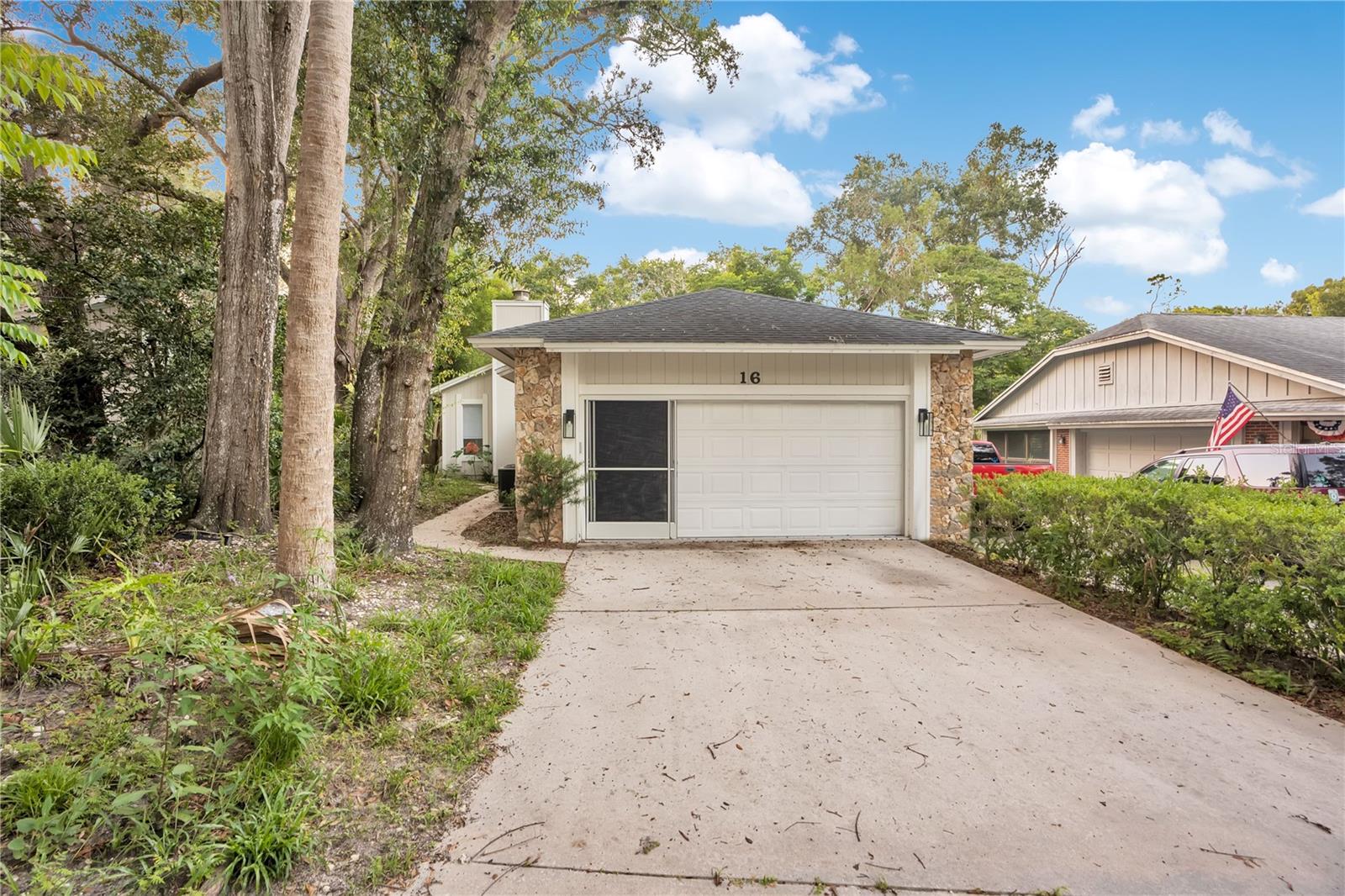 16 RAINTREE CT