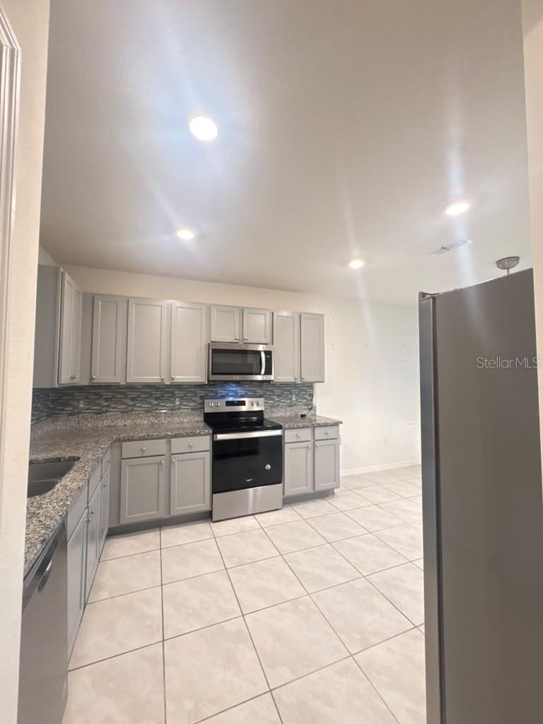 329 WINGED ELM DR — photo 12