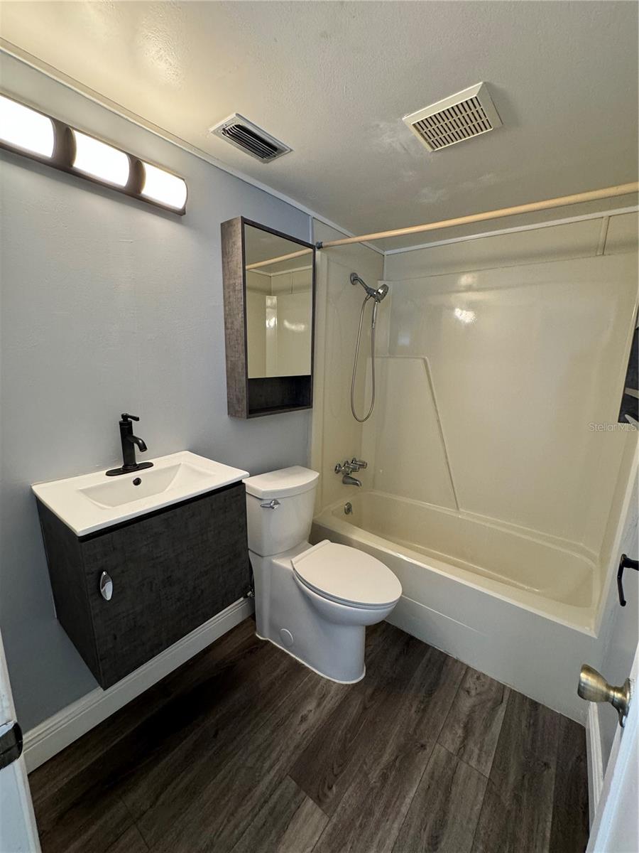 700 E AIRPORT BLVD #G4 — photo 4