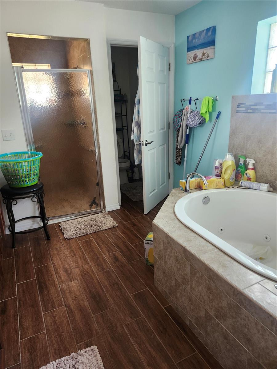 2242 WOOD CT — photo 8