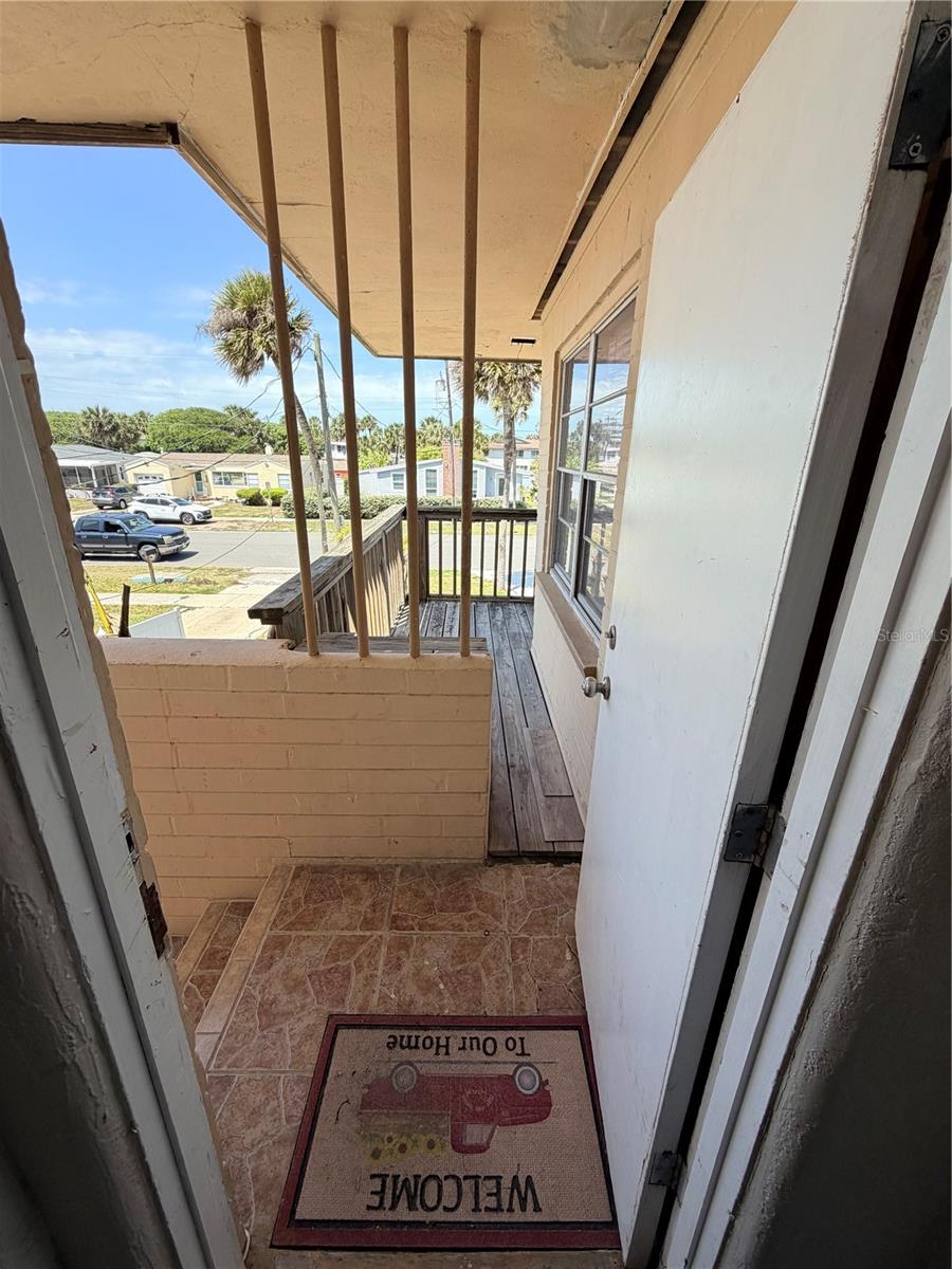 538 REVILO BLVD — photo 8