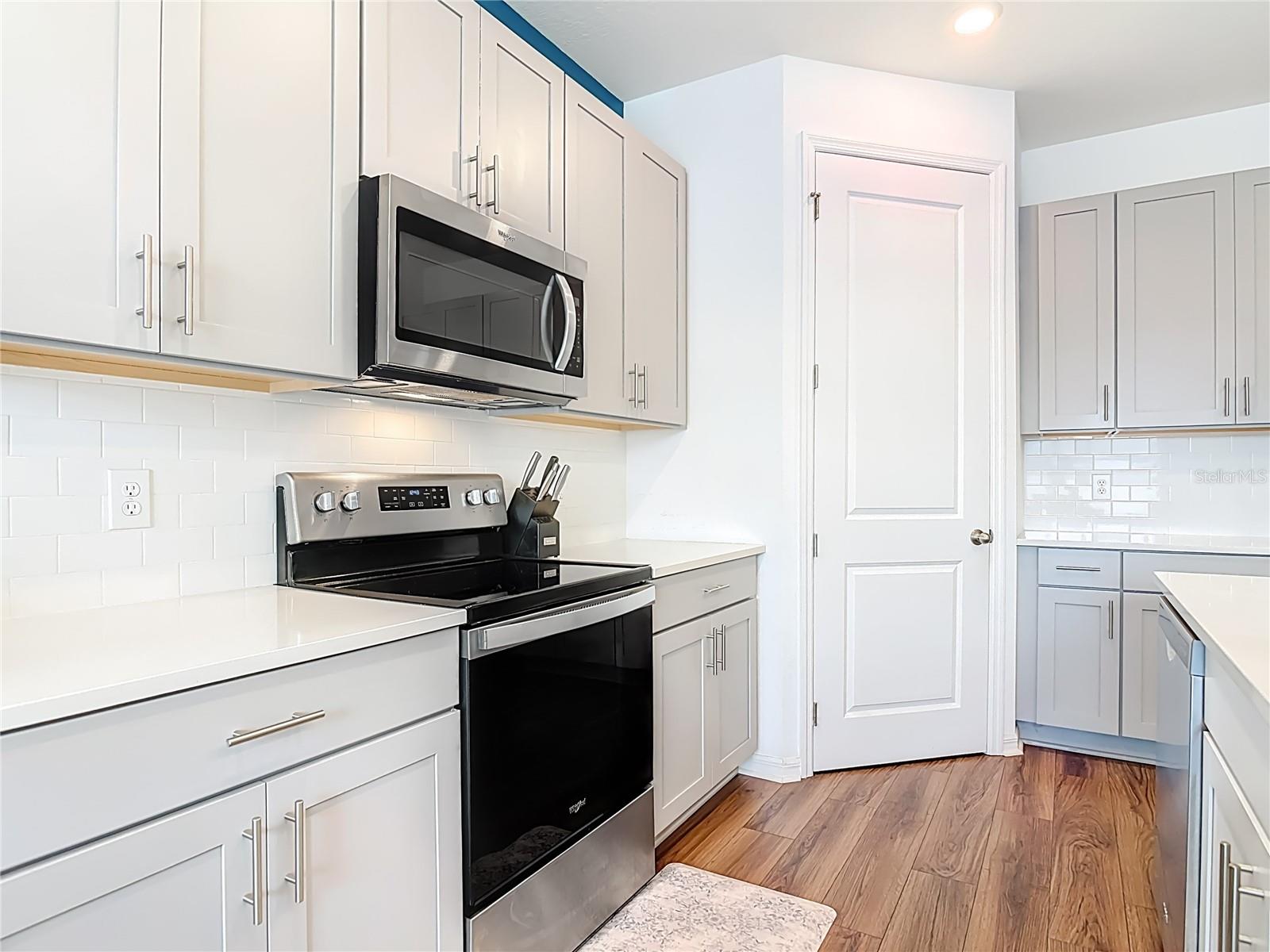 1629 HILL PARK DR — photo 9