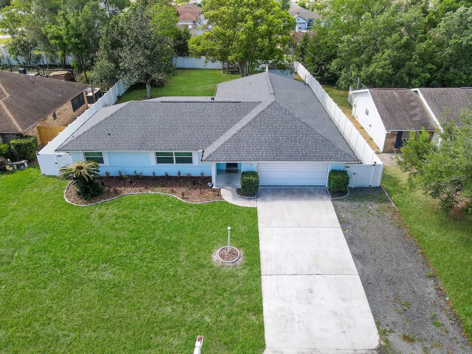 919 SYLVIA DR — photo 2
