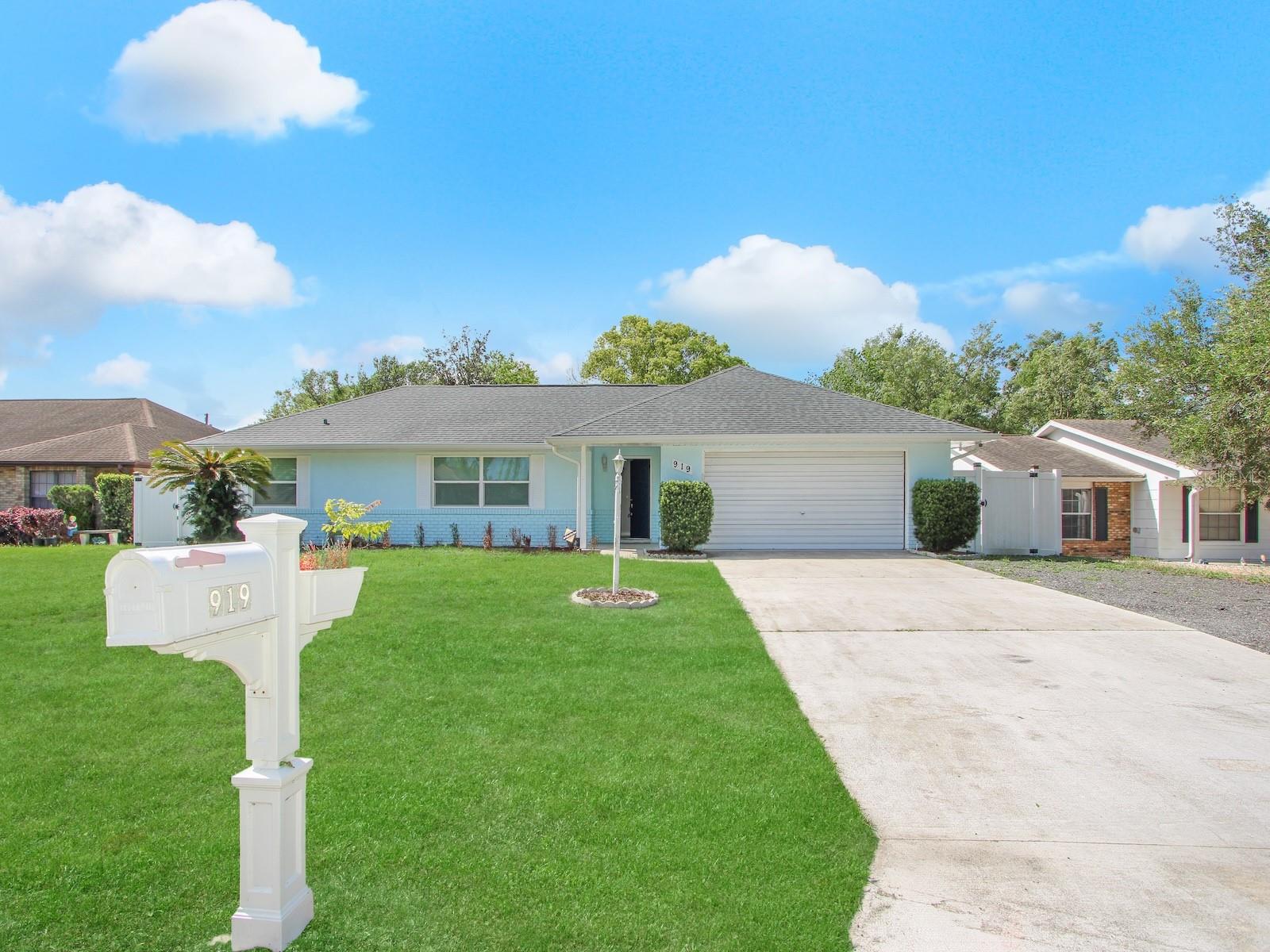 919 SYLVIA DR