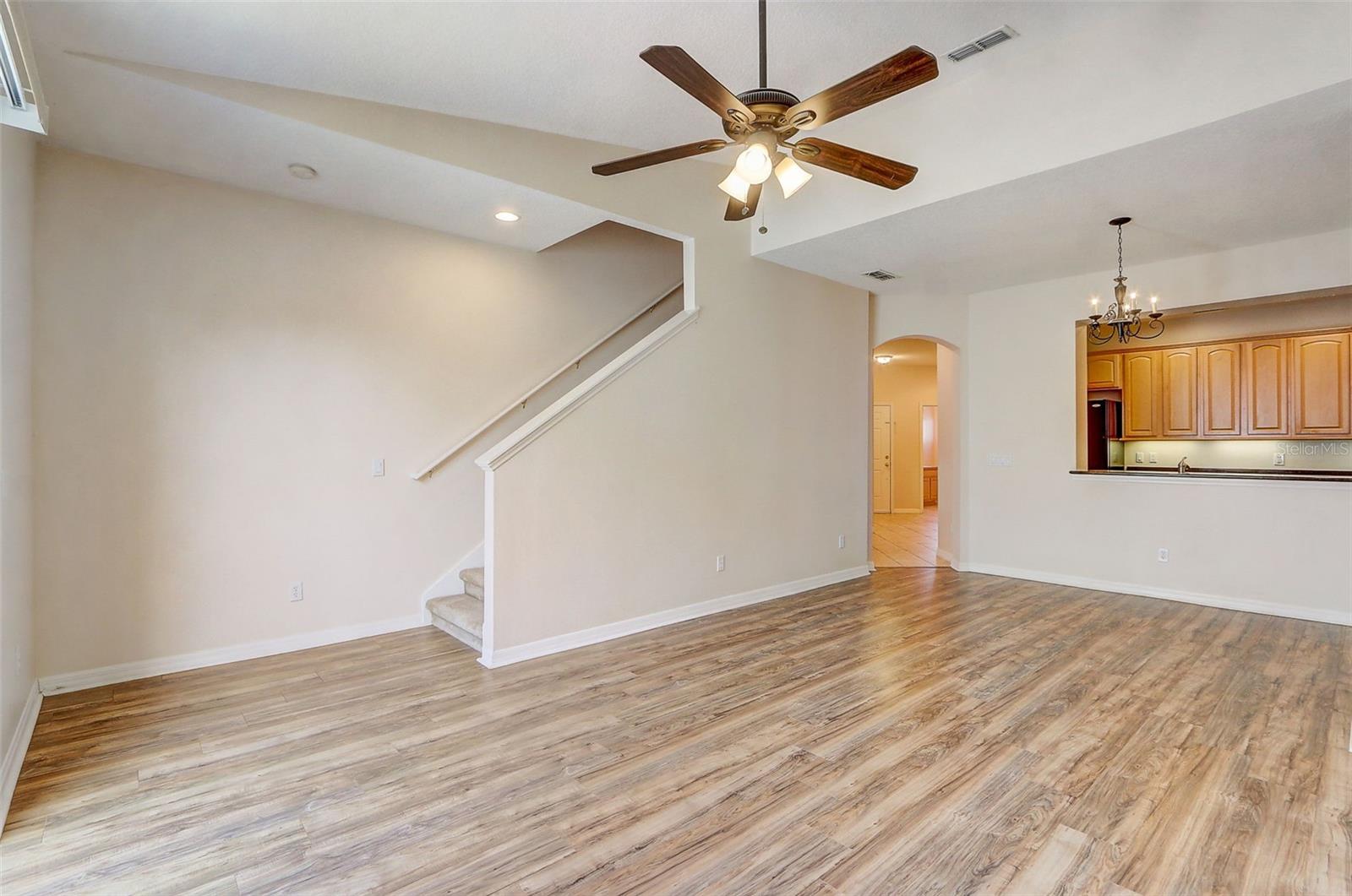 1305 SANDSTONE RUN — photo 9
