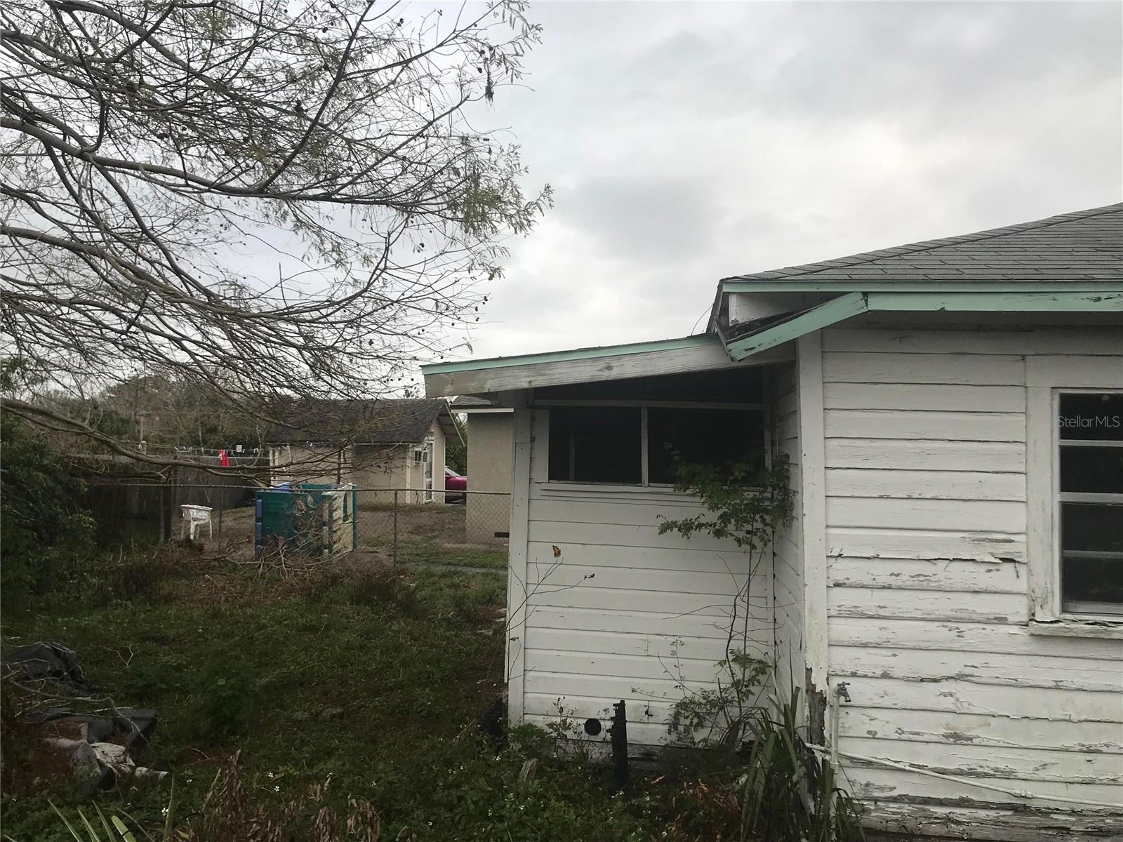 2340 BROADWAY ST — photo 5