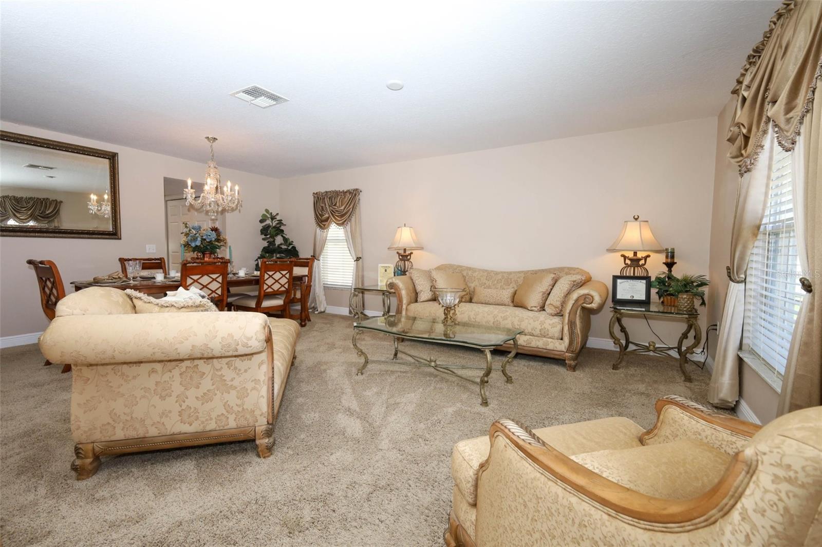 210 PINEFIELD DR — photo 6