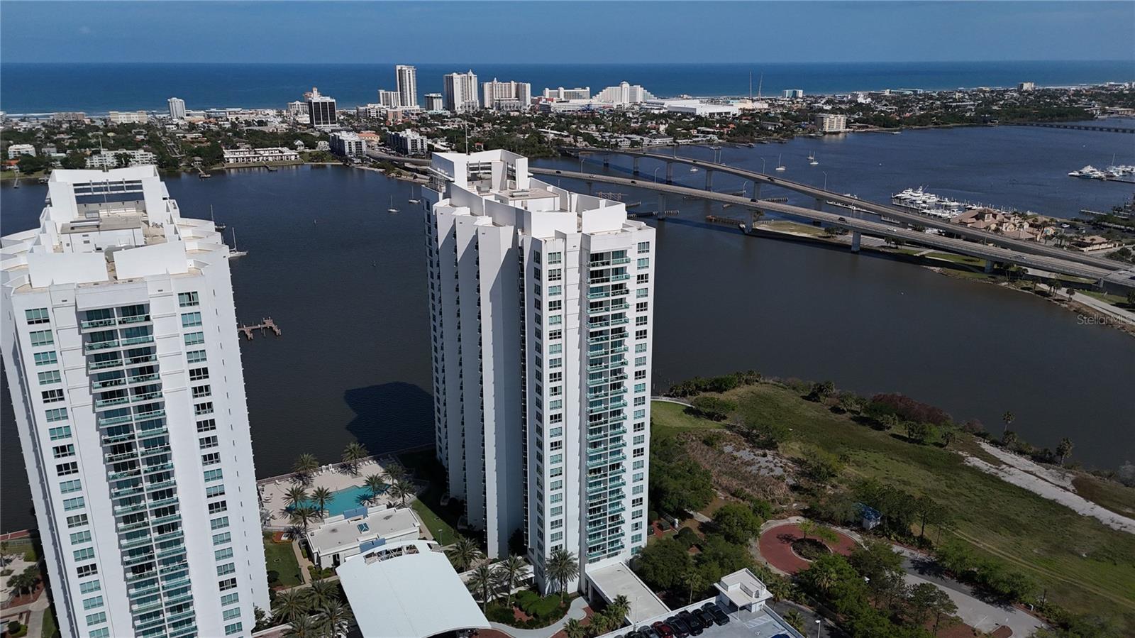 231 RIVERSIDE DR #1110 — photo 2
