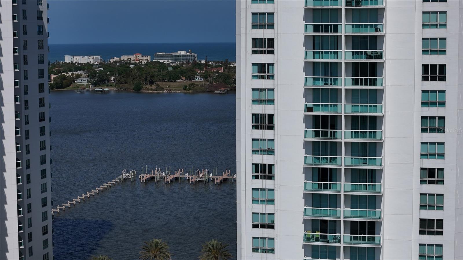 231 RIVERSIDE DR #1110 — photo 3