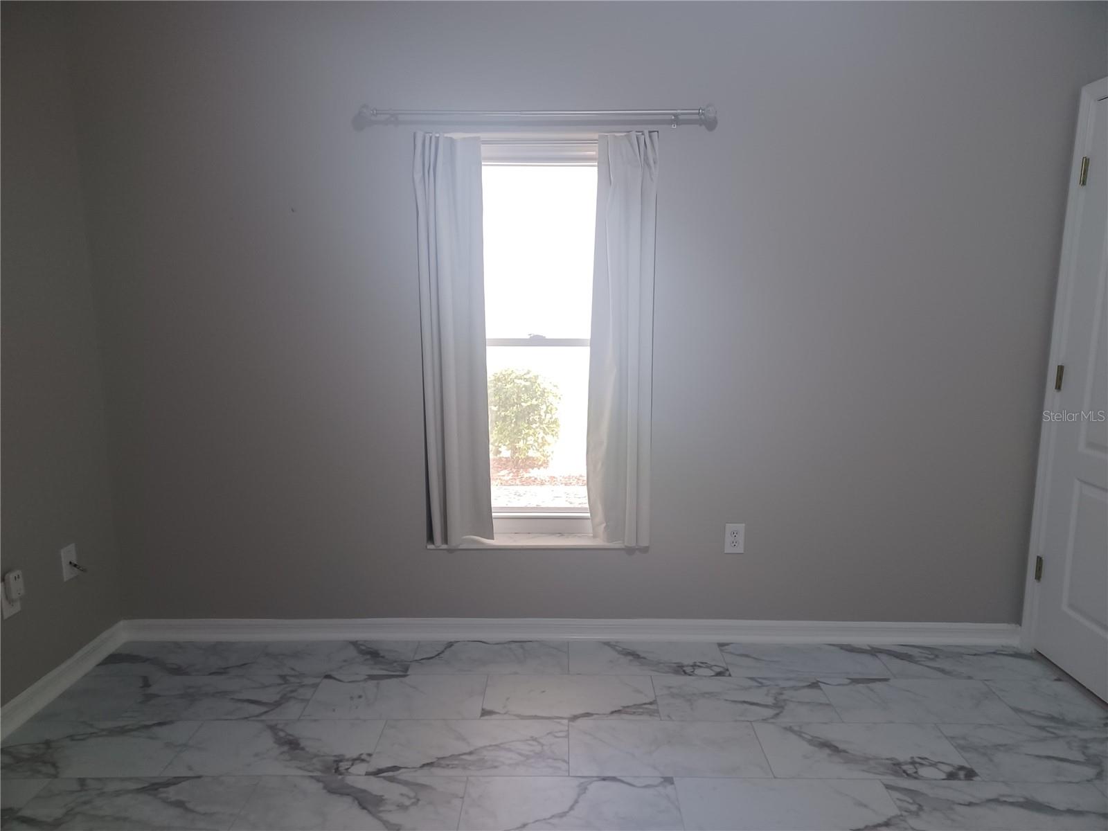 2250 CANDLEWOOD LN E — photo 5