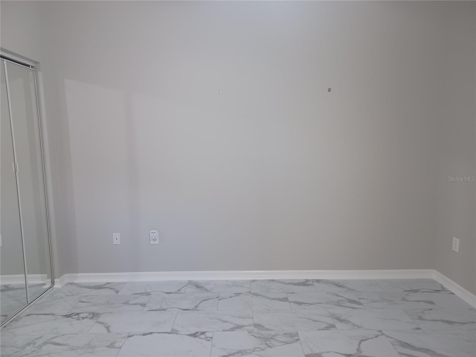 2250 CANDLEWOOD LN E — photo 7