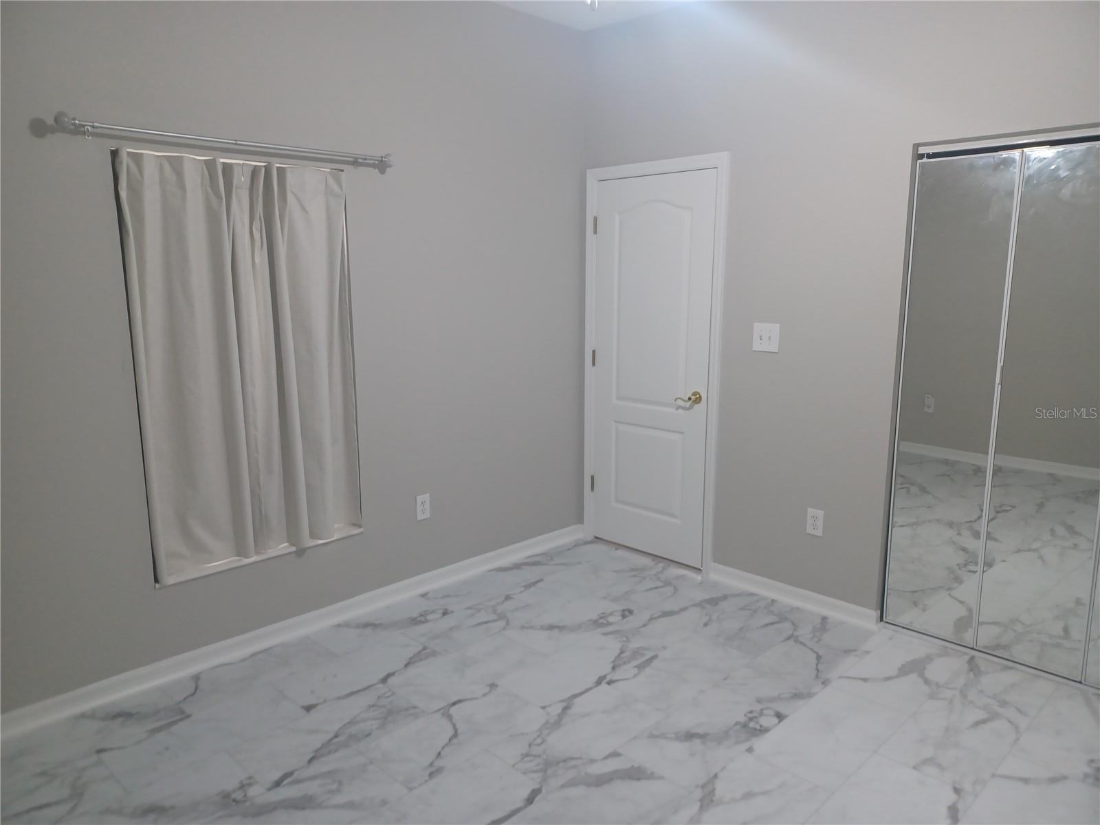 2250 CANDLEWOOD LN E — photo 8