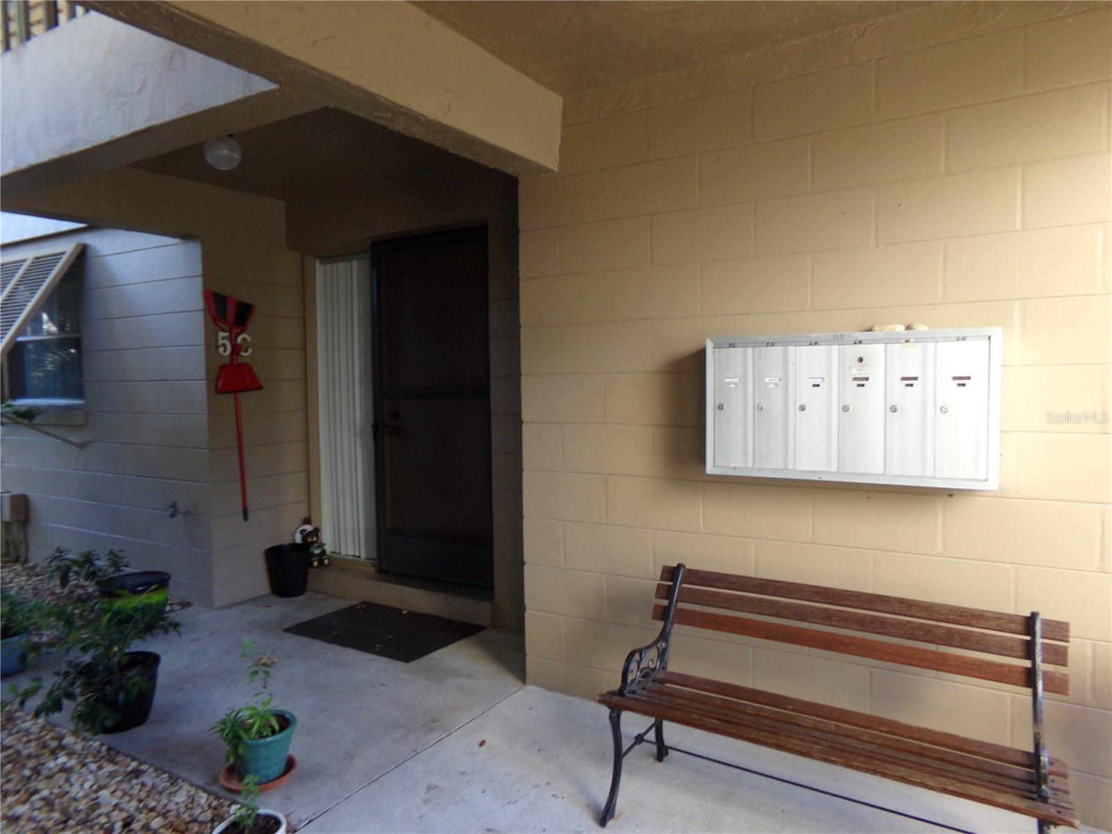 110 CYPRESS WOODS CT #5C — photo 3