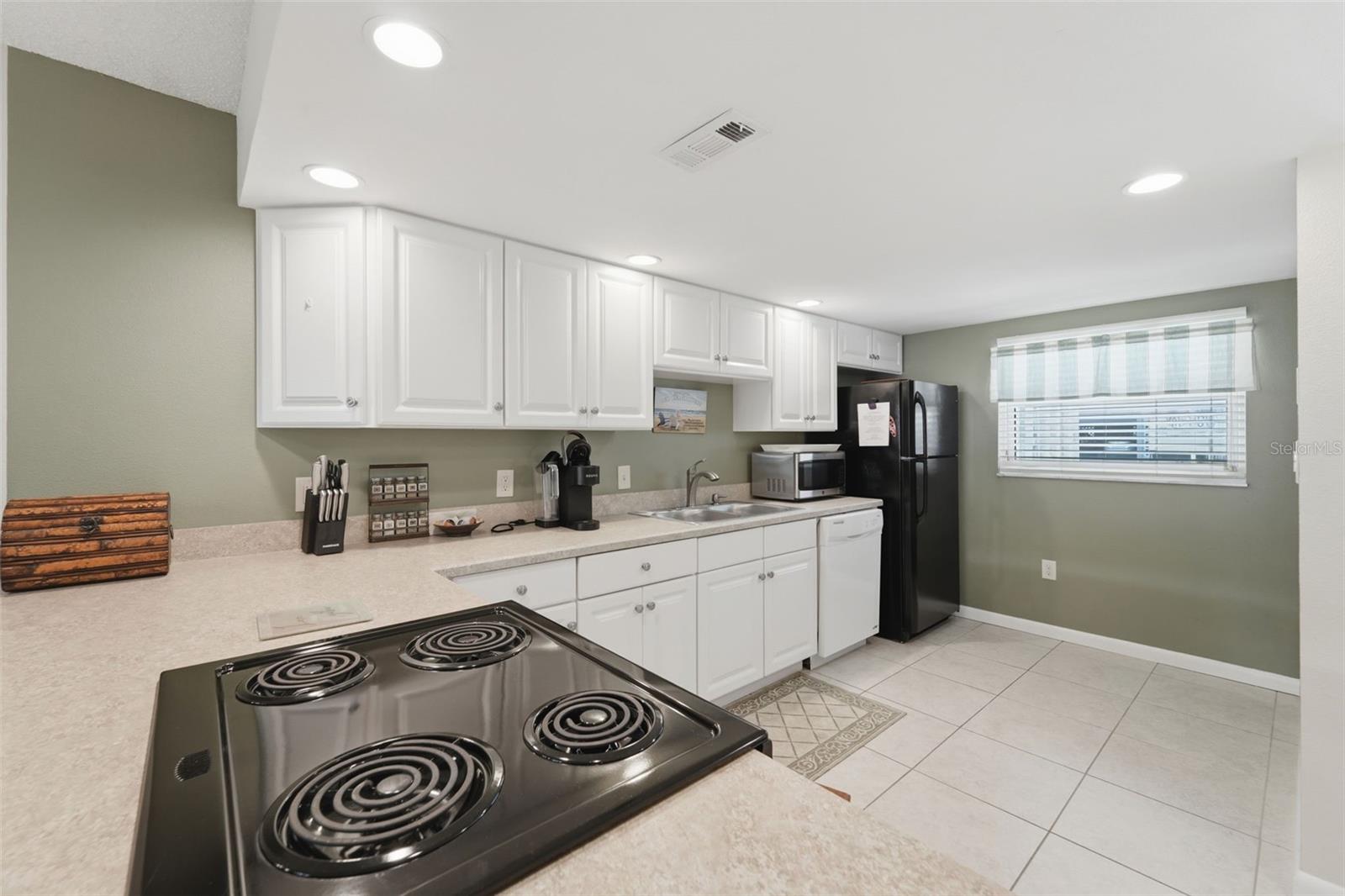 325 N CAUSEWAY #D104 — photo 10