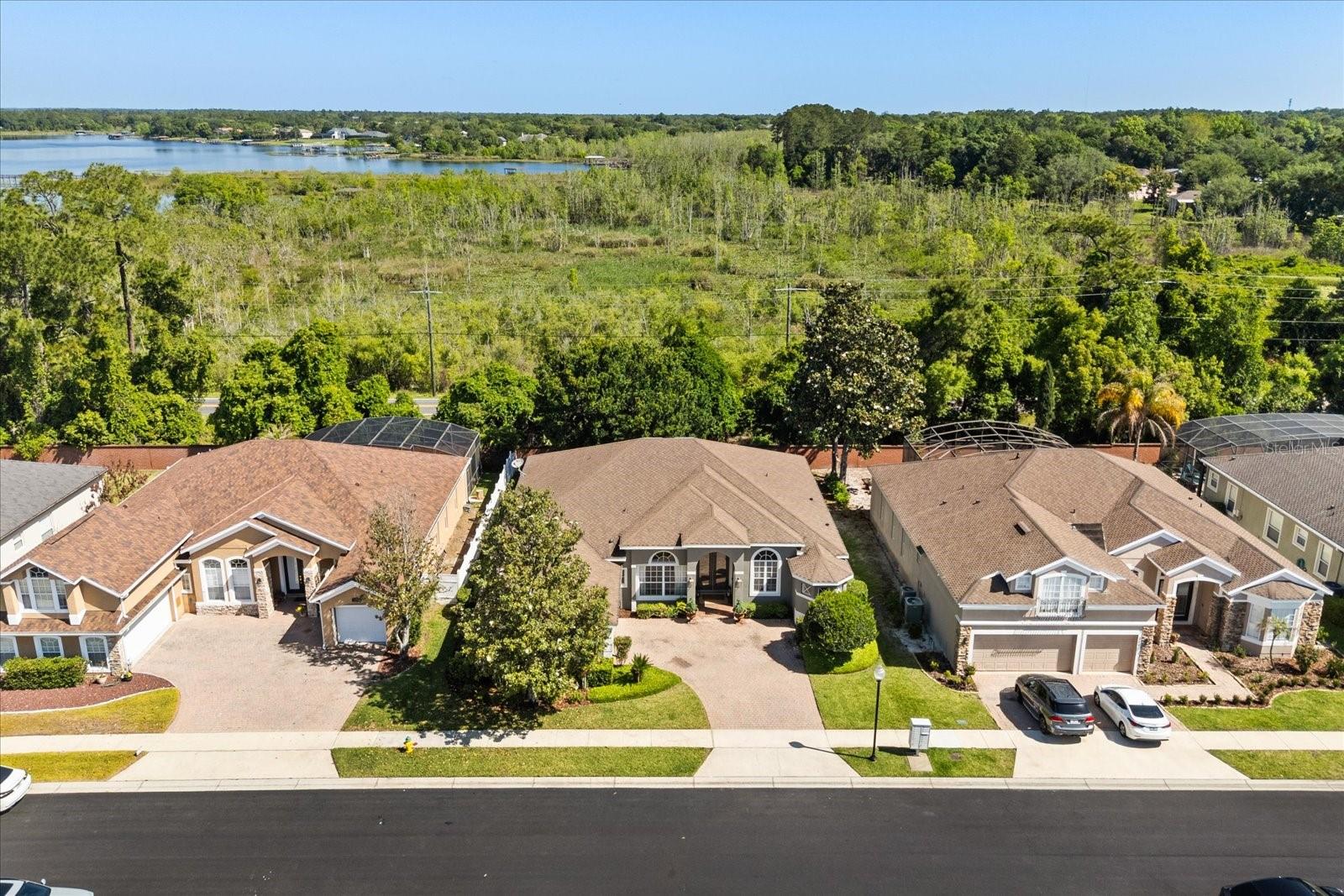 2210 NORTHUMBRIA DR — photo 6