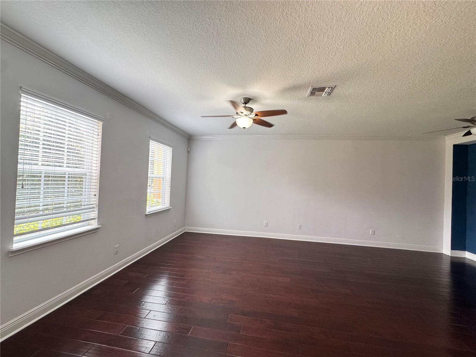 5335 FACTORS WALK DR — photo 4