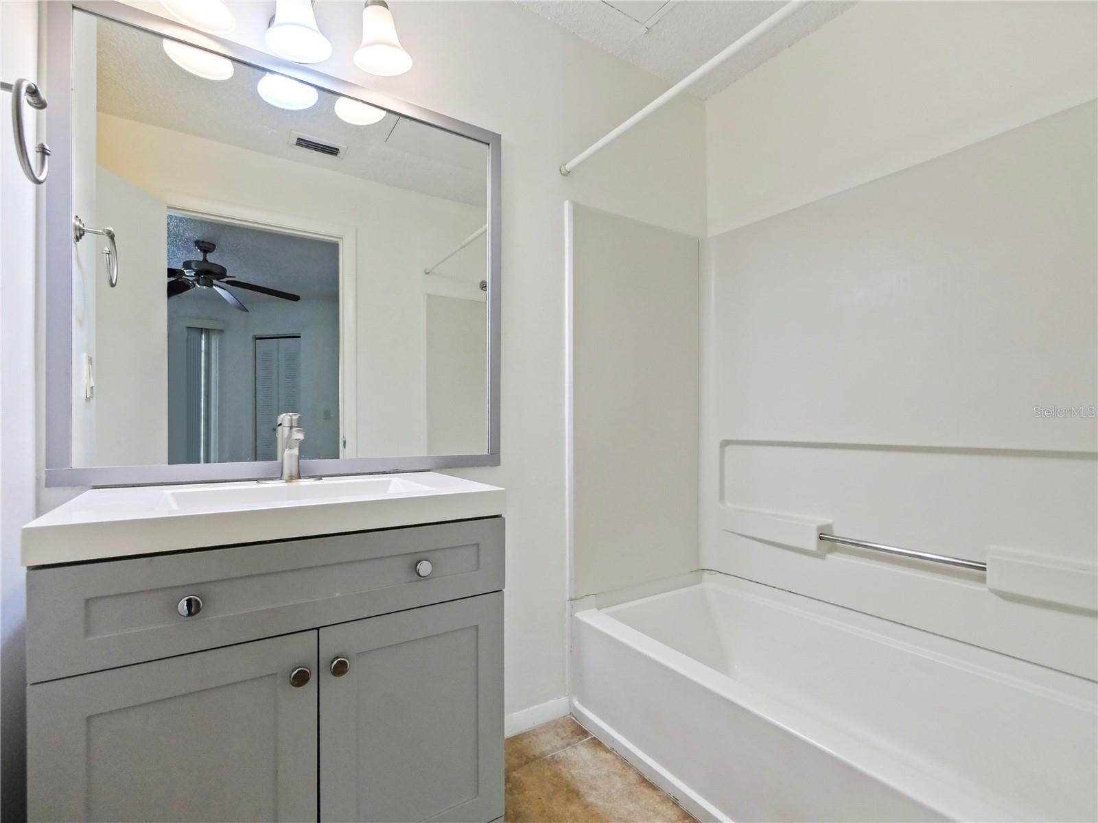 2569 GRASSY POINT DR #309 — photo 11