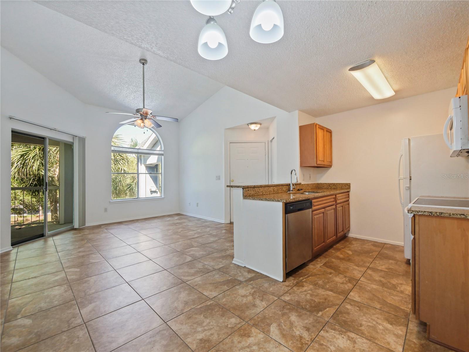 2569 GRASSY POINT DR #309 — photo 6