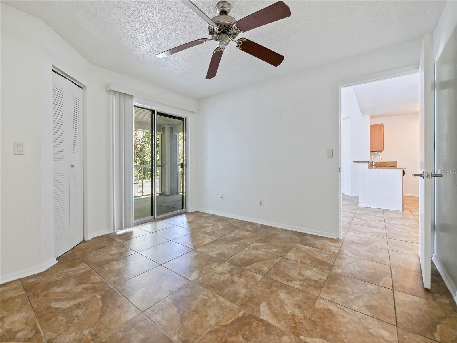 2569 GRASSY POINT DR #309 — photo 9
