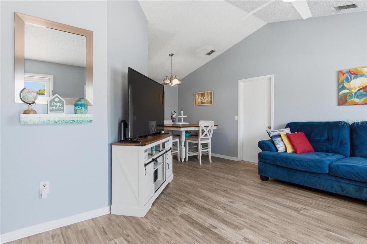 2632 DERBY DR — photo 5