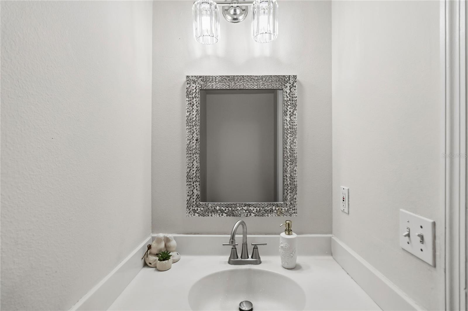 122 CARMEL BAY DR — photo 12