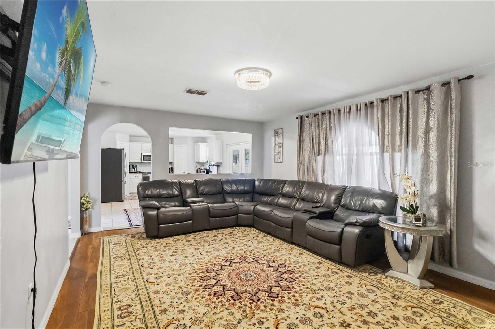 122 CARMEL BAY DR — photo 4