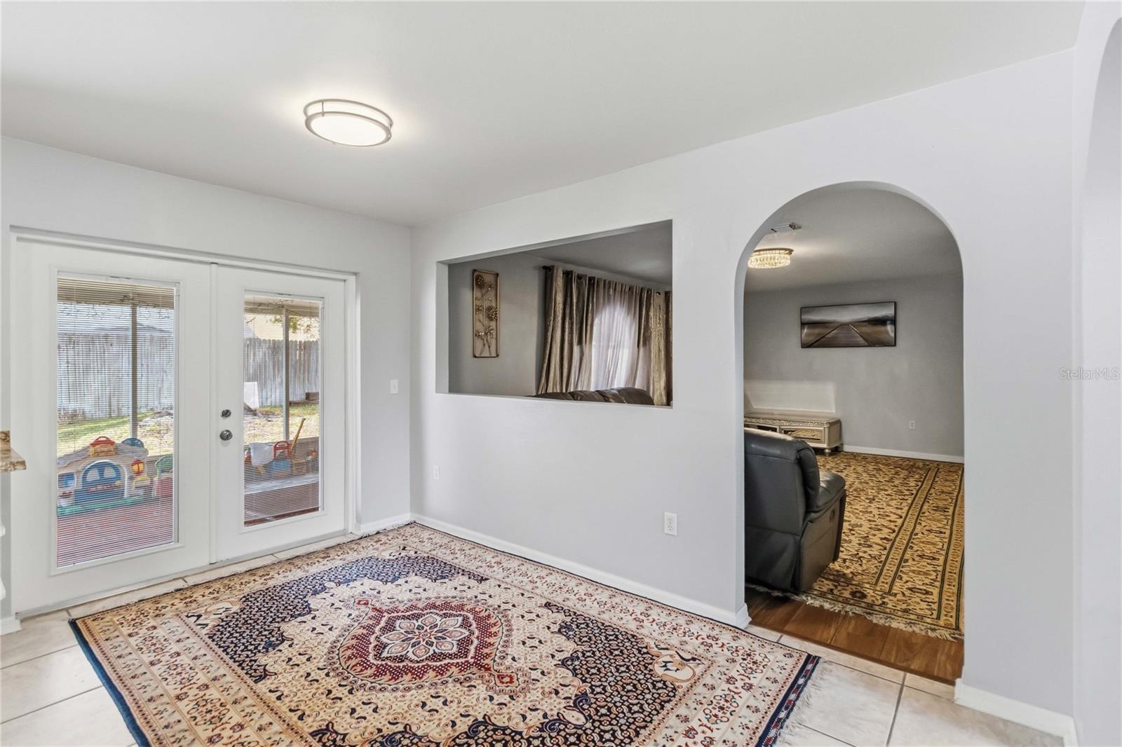 122 CARMEL BAY DR — photo 9