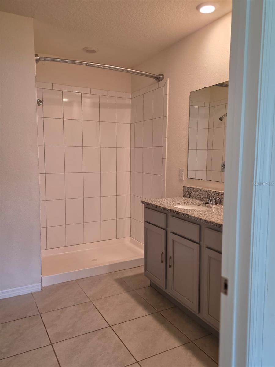 3285 EASTGROVE TER — photo 11