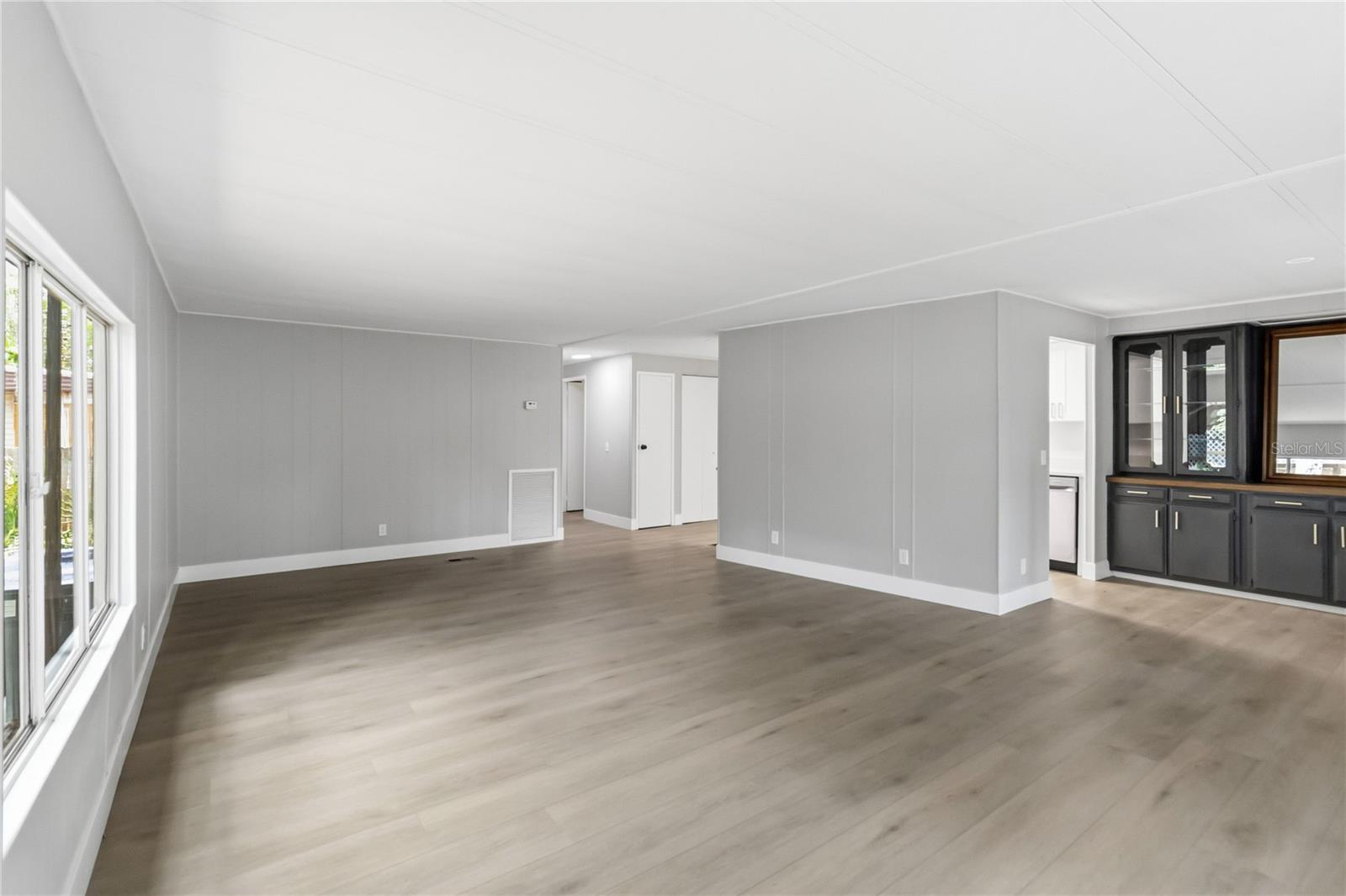 518 W PLANTATION BLVD — photo 4