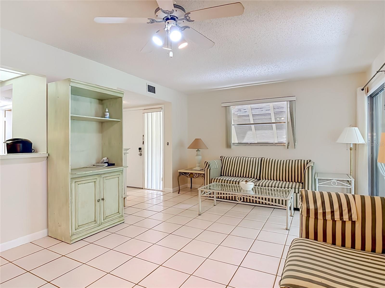 110 CYPRESS WOODS CT #7D — photo 11